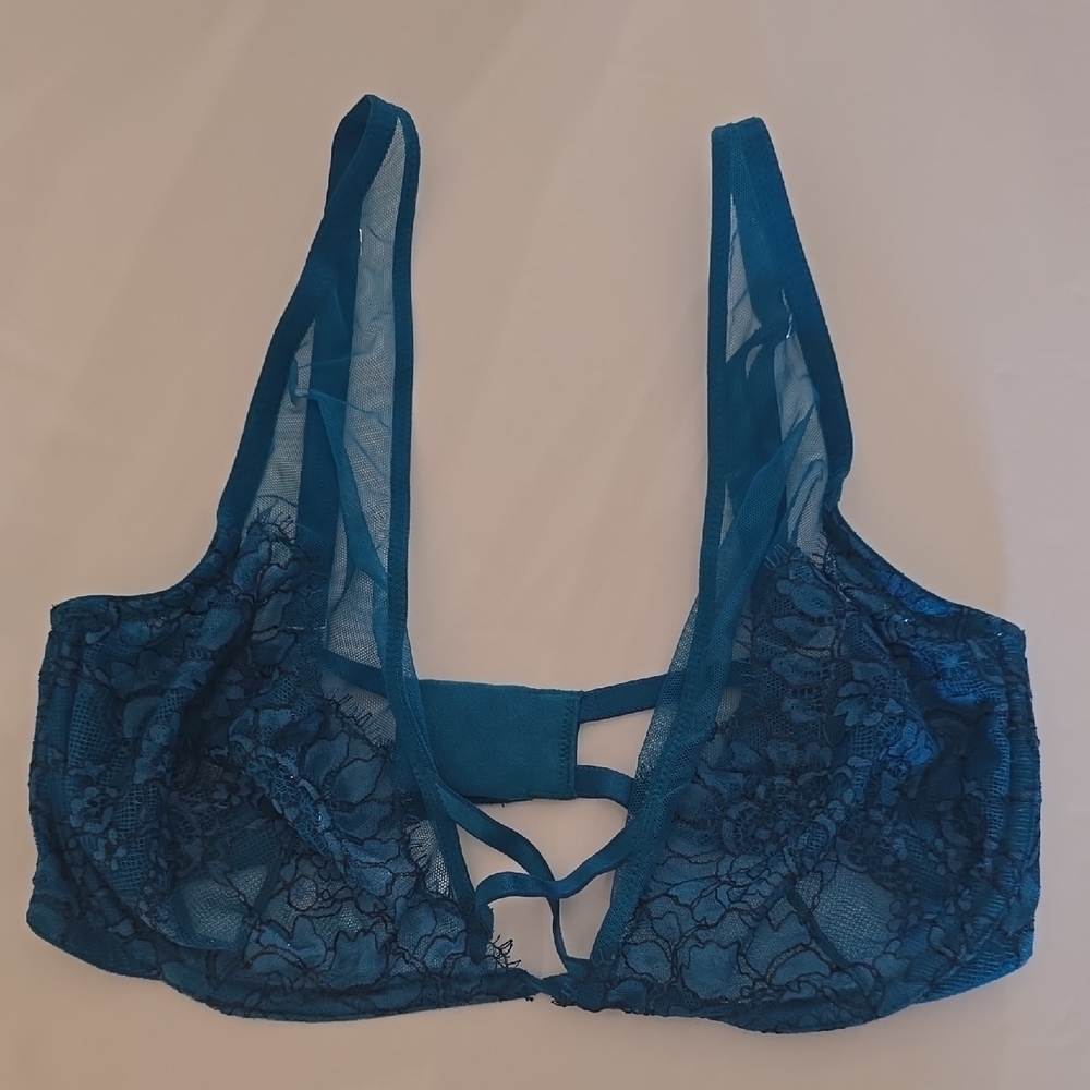 Victoria's Secret Very Sexy Unlined Plunge Teal Lace Bra 34DD
